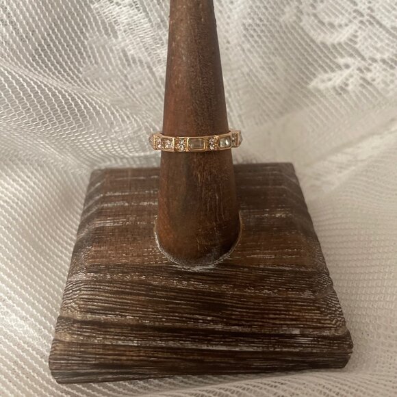 Elegant Gold Eternity Band with Baguette Crystals - Picture 3 of 4